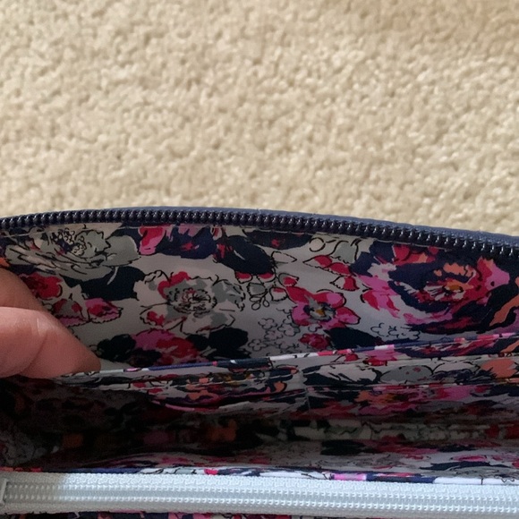 Vera Bradley Blue Quilted Wallet/Wristlet - NWOT - Picture 14 of 17